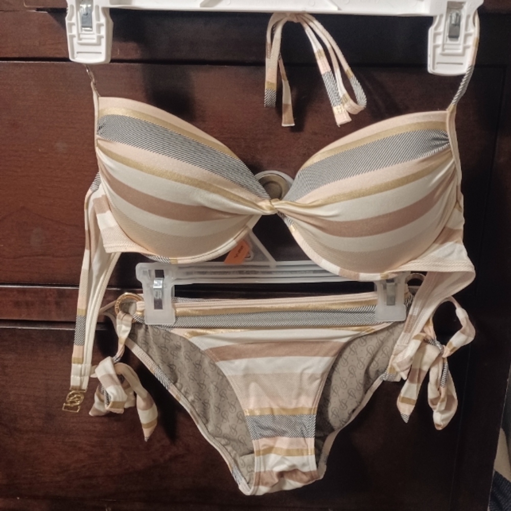 Bikini